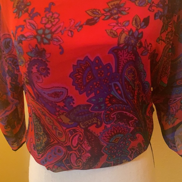 Cache multicolor blouse. - Picture 2 of 5